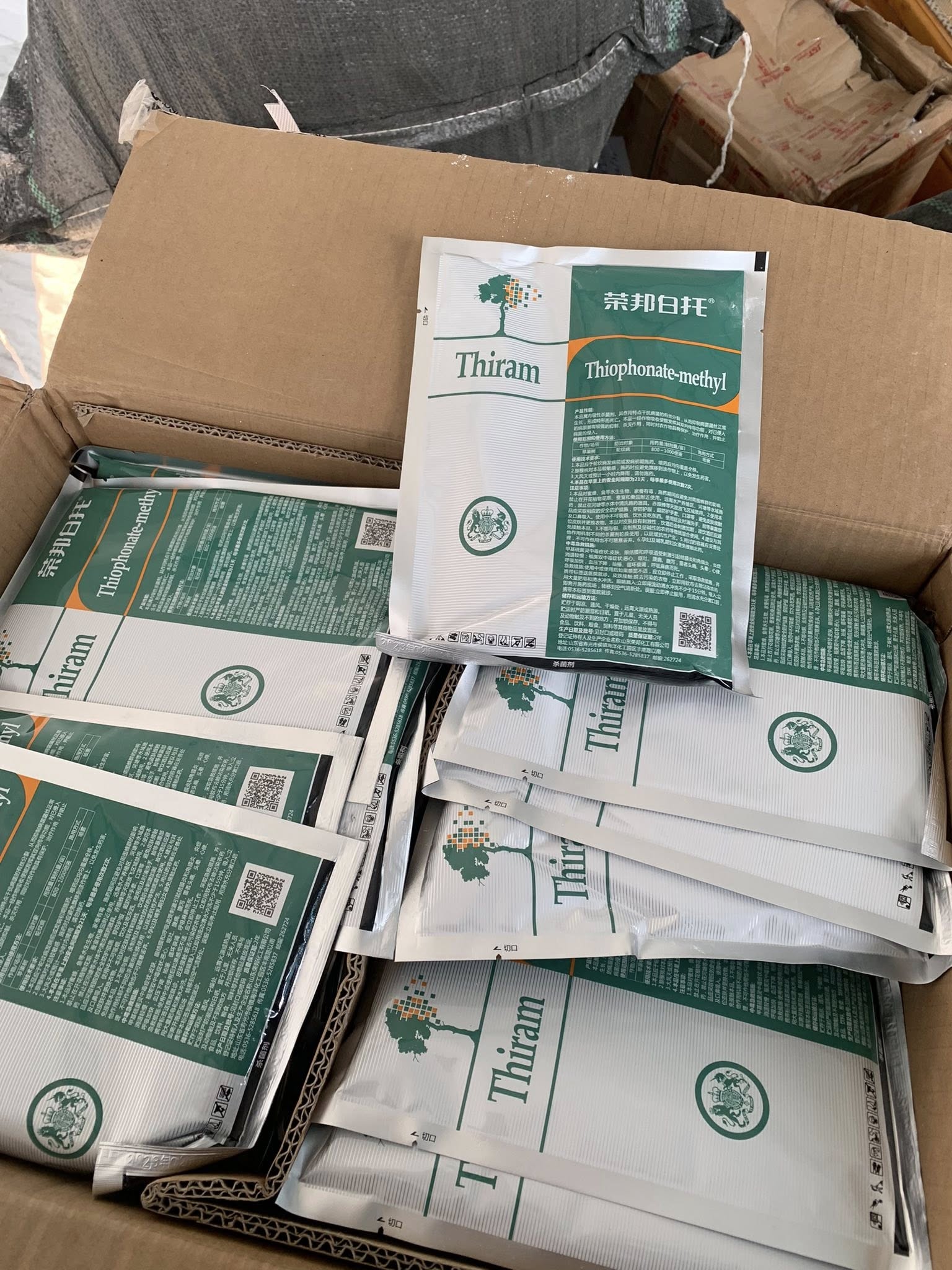 Thuốc Đặc trị nấm tổng hợp phổ tác dụng cực mạnh Thiram 40% nội địa trung Thuốc Đặc trị nấm tổng hợp phổ tác dụng cực mạnh Thiram 40% nội địa trung